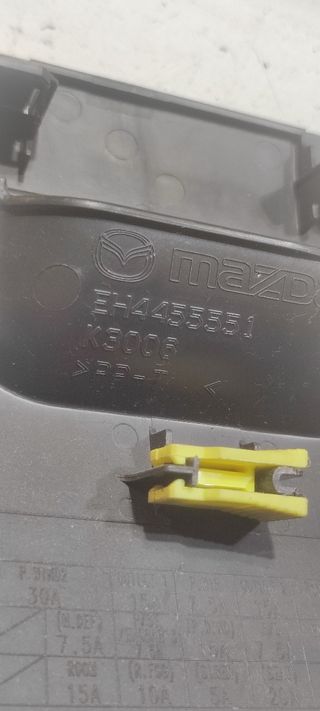 294 TAPA FUSIBLES VOLANTE MAZDA CX-7