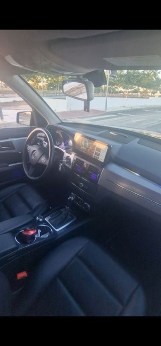 Mercedes-Benz  CLK 2011