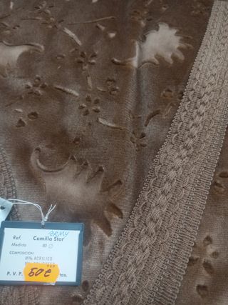 Falda Mesa Camilla CAMILLA STAR Mora. 80 centímet.