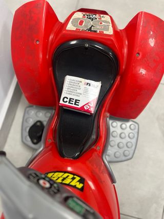 Moto eléctrica infantil roja