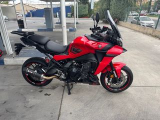 Yamaha Tracer 9 2021 Roja