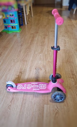 Patinete Micro Mini Rosa con Asiento