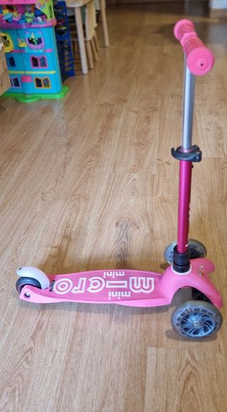 Patinete Micro Mini Rosa con Asiento