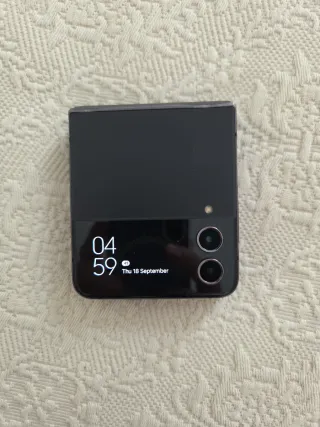 Samsung Galaxy Z Flip4 256GB Negro+F. silic. Orig.