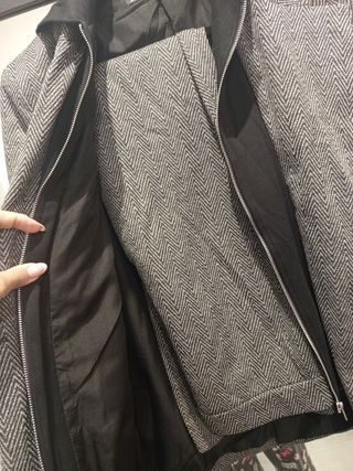 Traje Zara mujer gris y negro