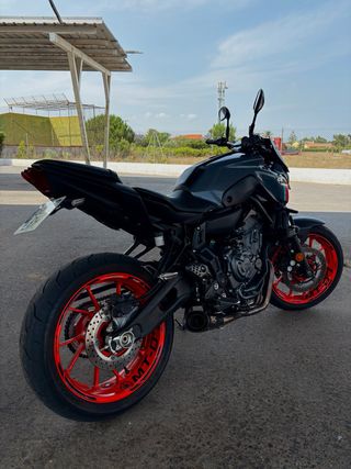 Moto Yamaha MT-07 A2