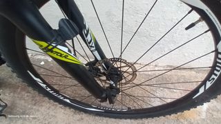 BICICLETA como NUEVA  SPECIALIZED ROCKHOPPER EXPER
