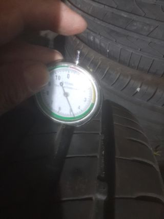 Neumático 205/60/16