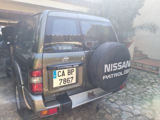 Nissan Patrol 2000