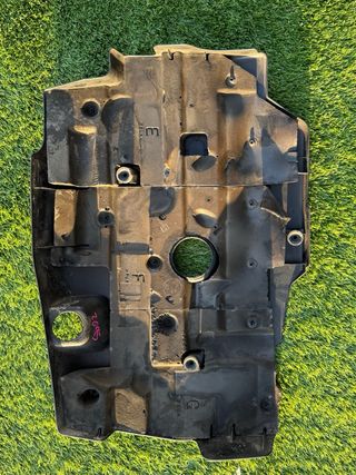 Tapa Cubierta Motor Toyota D-4D Auris 2006-2009