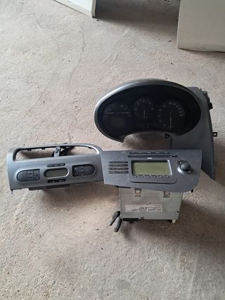 Marcador y radio Seat Leon MK2
