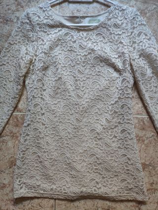 Camiseta de encaje beige/blanca