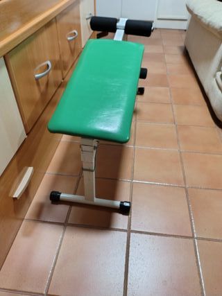 Banco de abdominales verde
