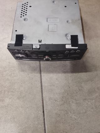 Autorradio Peugeot 3008 y 5008