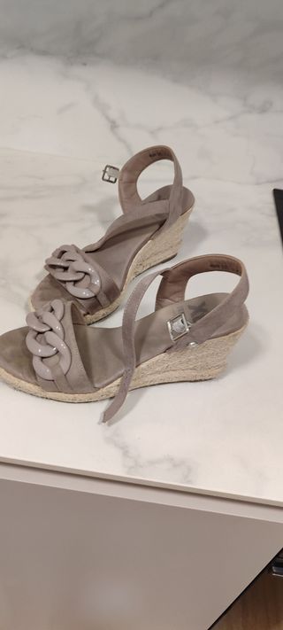 Sandalias cuña Xti grises talla 41
