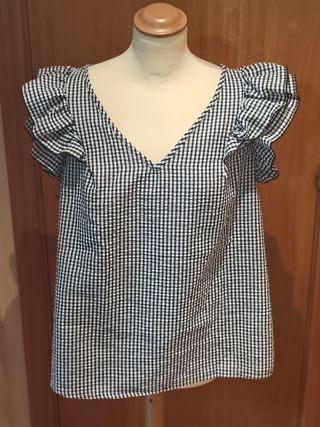 Blusa cuadros blanco y negro