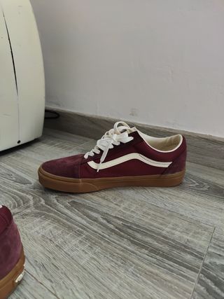 Zapatillas Vans Old Skool Burdeos/Crema