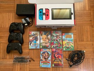 Nintendo Switch como nueva,con mandos,accesorios..