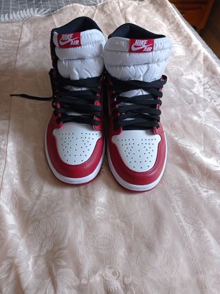 Air Jordan 1 Retro High OG Talla 43