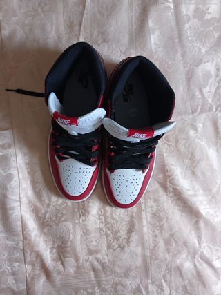 Air Jordan 1 Retro High OG Talla 43