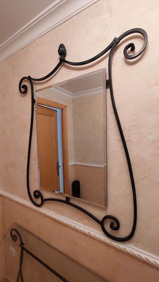 Conjunto recibidor forja y cristal con espejo.