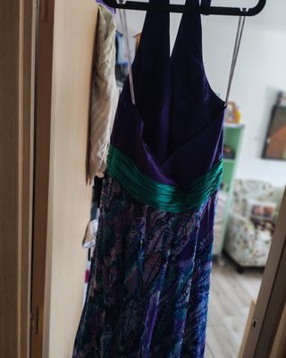 Vestido fiesta multicolor talla grande.