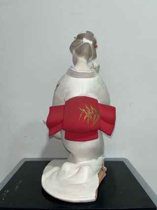 Muñeca japonesa Hakata Ningyo Kimono Floral Geisha