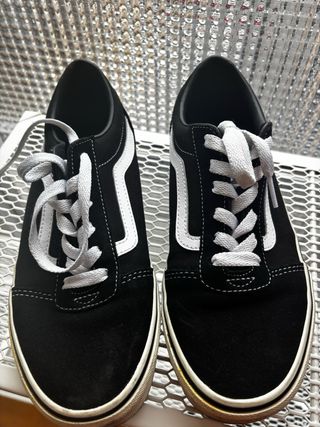 Zapatillas Vans Mujer Negras y Blancas