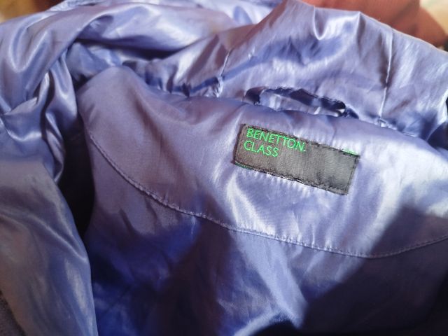 Chaqueta Tommy Hilfiger niña T4/5. Y lote de ropa