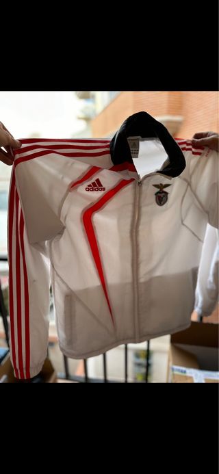 Chaqueta Benfica Adidas Roja y Blanca