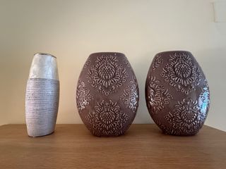 Juego 3 jarrones cerámica marrón y blanco