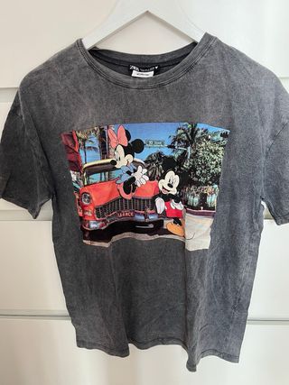 Camiseta Disney Talla S Mickey Minnie Gris