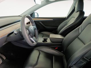 Tesla Model Y RWD