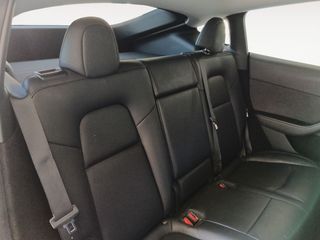 Tesla Model Y RWD
