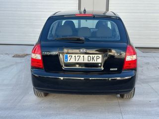 KIA Cerato 2005
