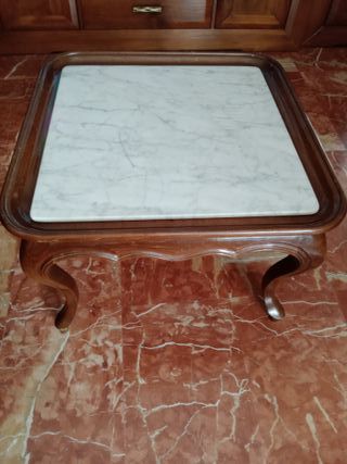 Tavolo in legno e marmo