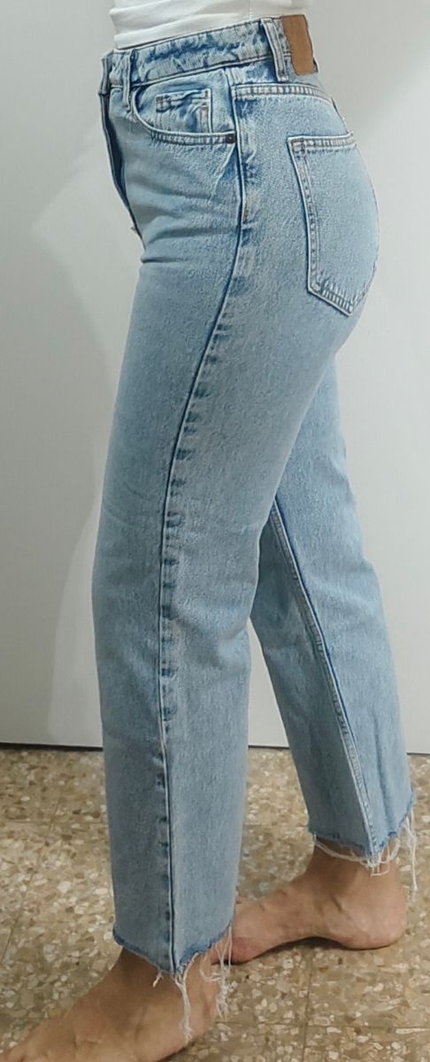 Pantalón crop vaquero Zara azul
