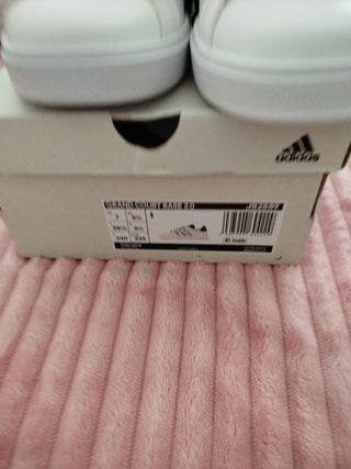 Zapatillas Adidas Mujer Blancas y Negras
