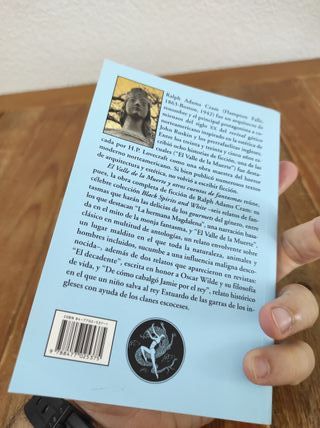 El valle de la muerte y otros cuentos de fantasmas