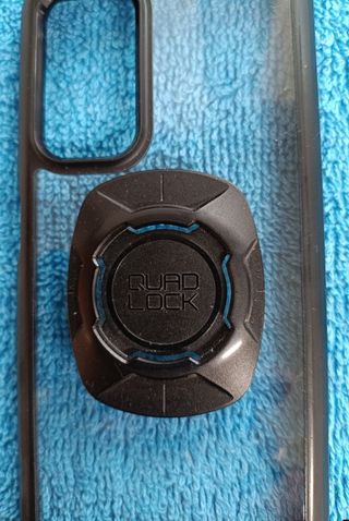 Funda Spigen Ultra con QUAD LOCK para Xiaomi 10T