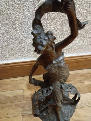 Epergne Art Nouveau Figurativo