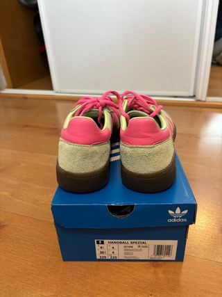 Zapatillas Adidas Spezial Verde y Rosa