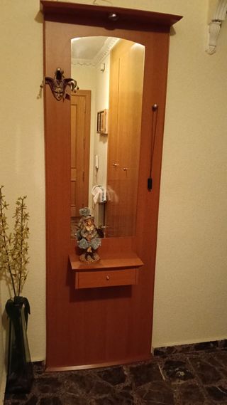 Mueble de entrada madera