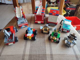 Lego Mezzi Vari - Camioncini e Ambulanze