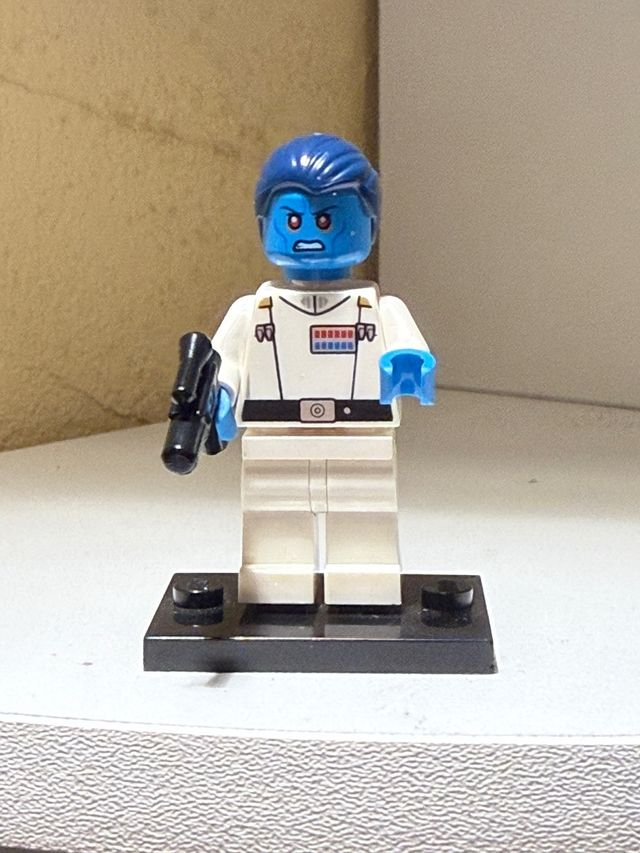 Lego Star Wars Gran Almirante Thrawn Sw0811