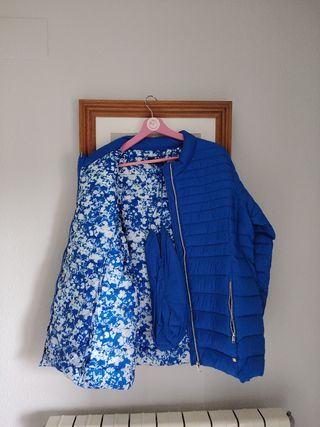 Cazadora acolchada azul mujer