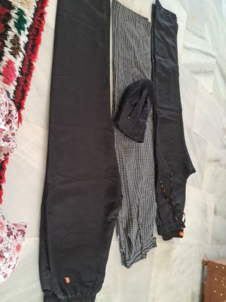 Pantalones de cocina y gorro