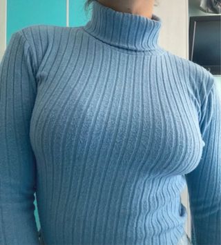 Jersey Stradivarius azul cuello alto Talla S básic