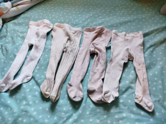 Leotardos bebé varias tallas 0'50 cent unidad.