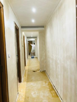 Reformas integrales ,puerta,pintura,alisado gotelé